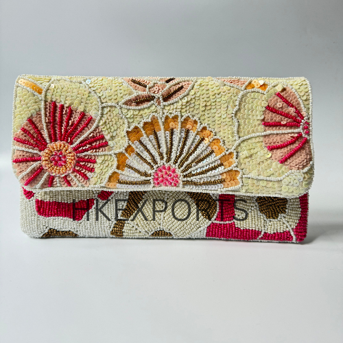 Bohemian Rhapsody Hand-Beaded Purse - Artisan Crafted Boho Bag with Intricate Beadwork for Free-Spirited Elegance