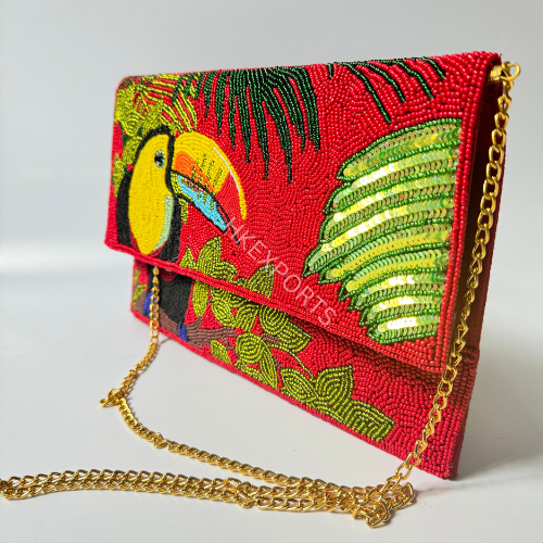 Vibrant Plumage: Multicolor Toucan Bird Beaded Purse – A Tapestry of Elegance and Style