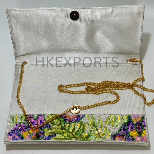 Emerald Elegance: Sparkling Multicolor Bohemian Chic Beaded Purse - Elevate Your Festival & Event Ensemble with this Luxurious Statement Piece!